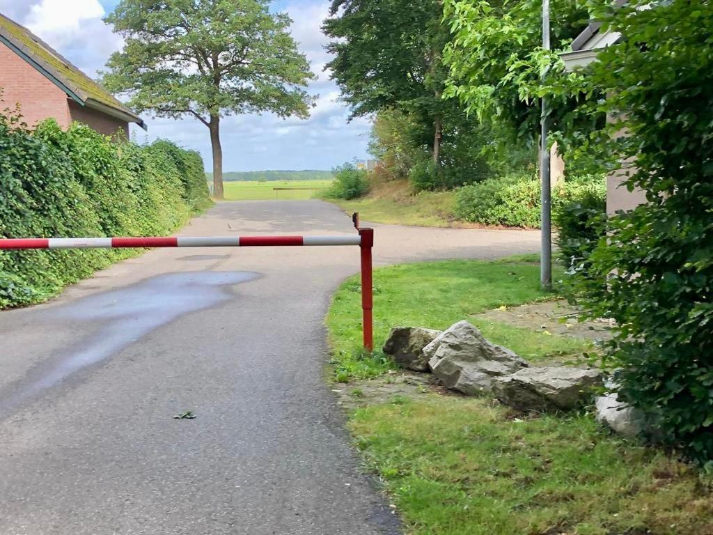 Landzicht Natuur Rust En Ruimte Oosterwolde  Bagian luar foto