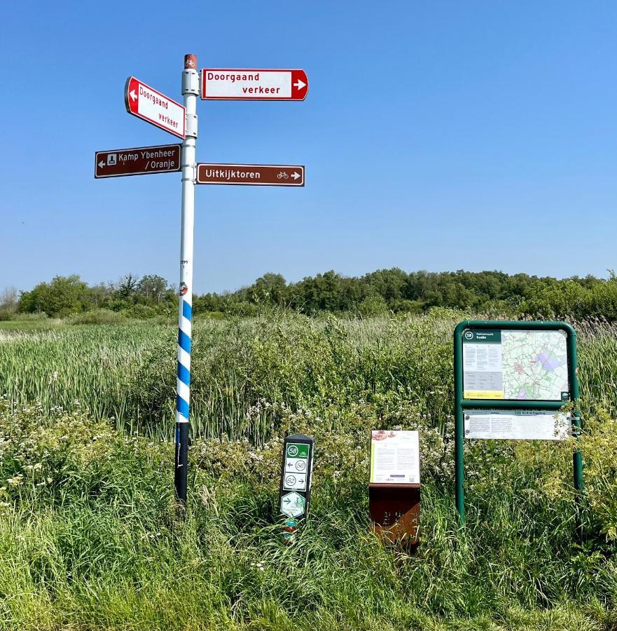 Landzicht Natuur Rust En Ruimte Oosterwolde  Bagian luar foto